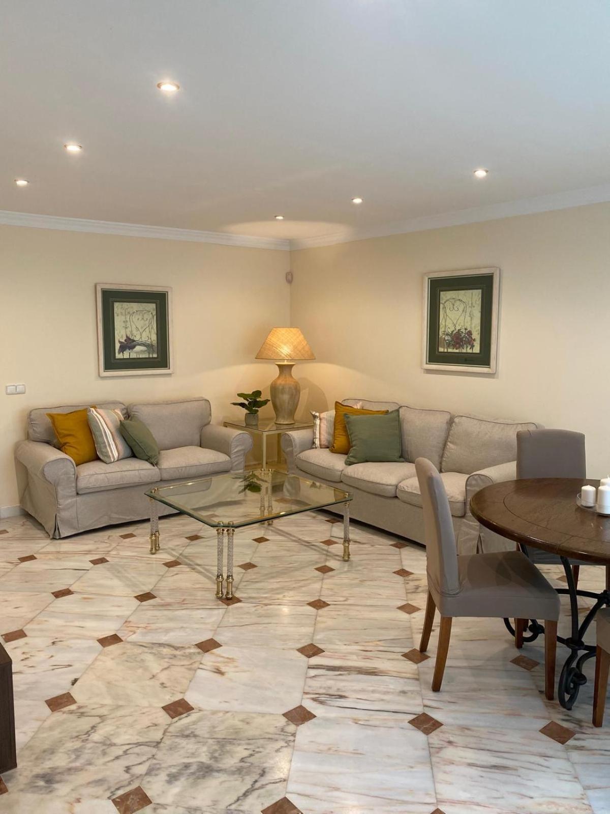 Apartamentos Villa Torreblanca فوينخيرولا المظهر الخارجي الصورة